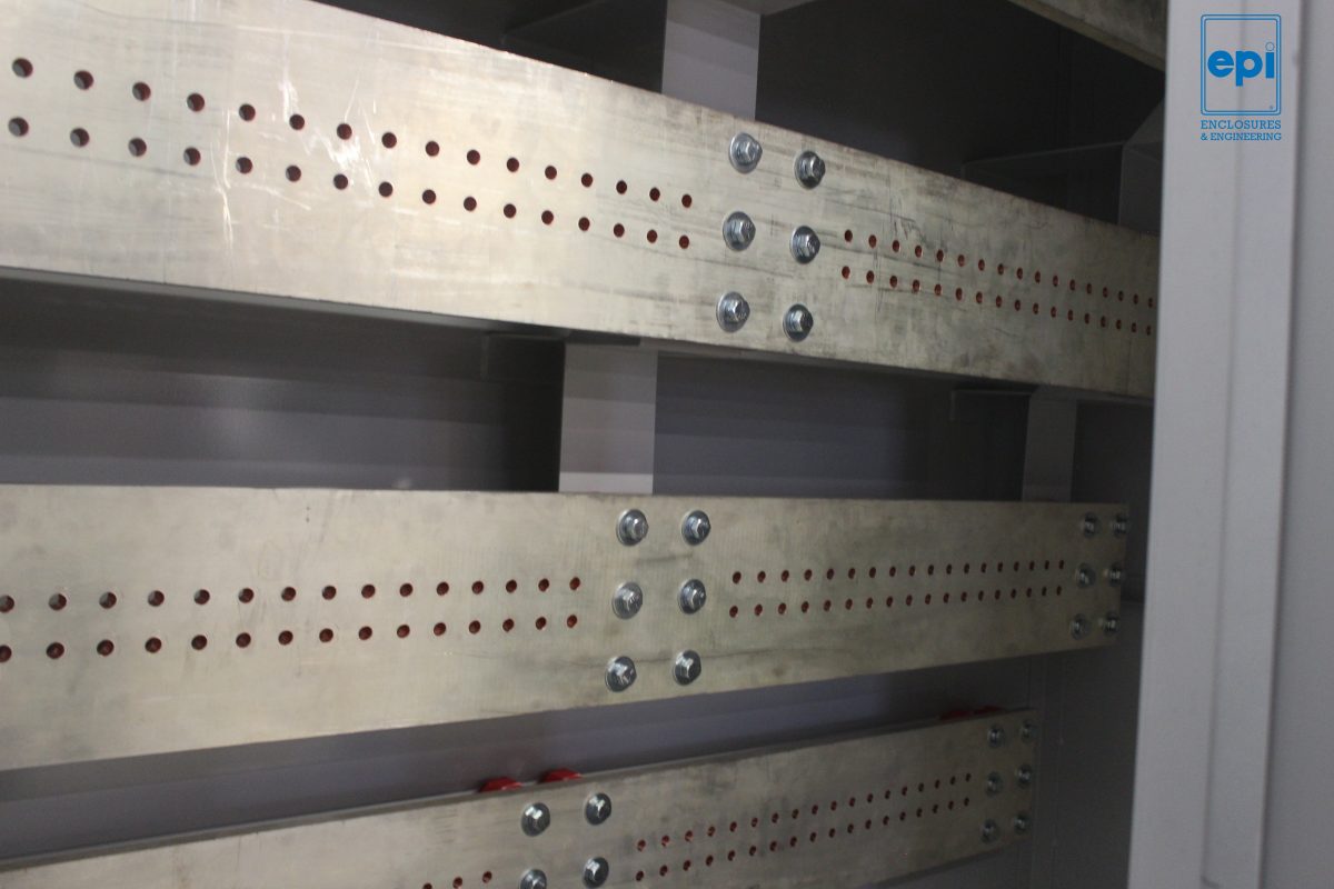 10,000 Amp Pad Mount Bussed Tapbox